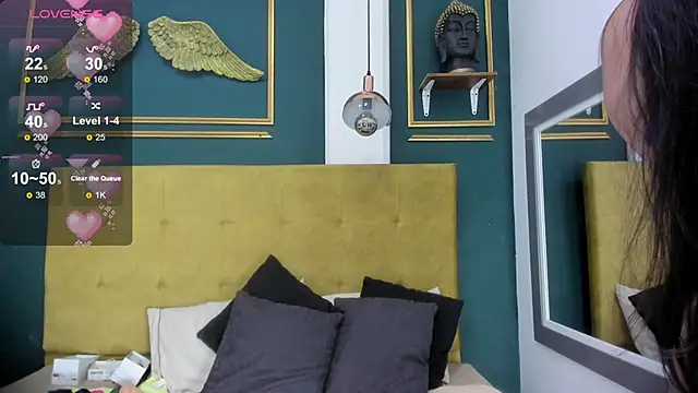 Snapshot of BellaPeers_ chatting on February 1, 11:54 am BellaPeers online show from February 1, 11:54 am