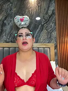 Snapshot of BellaPeers_ chatting on February 16, 3:05 pm BellaPeers online show from February 16, 3:05 pm