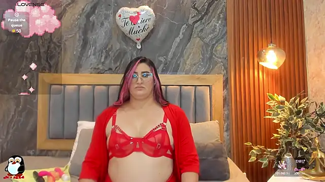 Snapshot of BellaPeers_ chatting on February 18, 2:38 pm BellaPeers online show from February 18, 2:38 pm