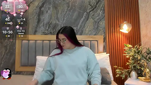 Snapshot of BellaPeers_ chatting on February 27, 11:20 am BellaPeers online show from February 27, 11:20 am