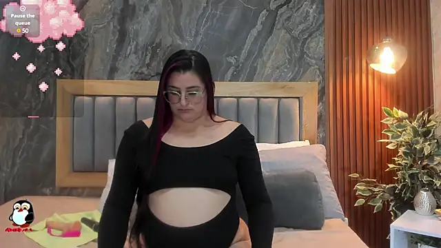 Snapshot of BellaPeers_ chatting on March 6, 2:40 pm BellaPeers online show from March 6, 2:40 pm