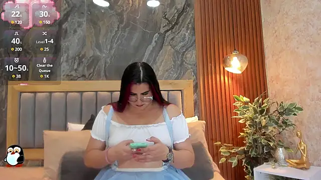 Snapshot of BellaPeers_ chatting on March 11, 11:33 am BellaPeers online show from March 11, 11:33 am