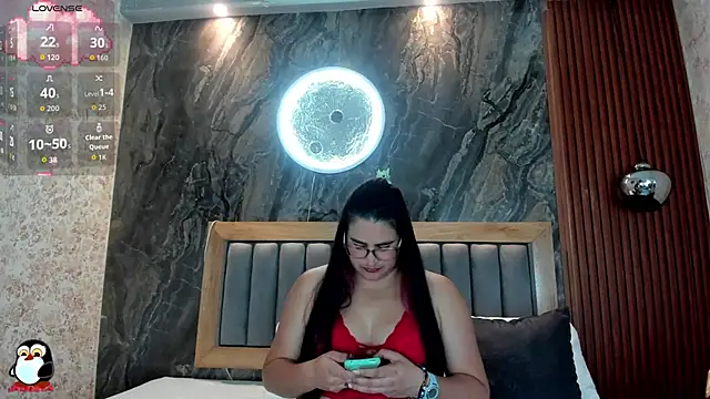 Snapshot of BellaPeers_ chatting on September 15, 11:54 am BellaPeers online show from September 15, 11:54 am