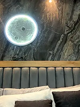 Snapshot of BellaPeers_ chatting on October 4, 12:25 pm BellaPeers online show from October 4, 12:25 pm