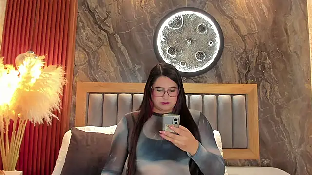 Snapshot of BellaPeers_ chatting on November 18, 12:09 pm BellaPeers online show from November 18, 12:09 pm