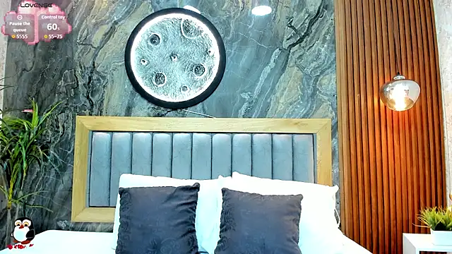 BellaPeers  online show from April 4, 12:46 pm