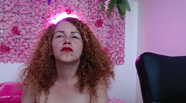 Snapshot of BLONDE_SEXYHOT chatting on February 15, 4:01 pm BLONDE SEXYHOT online show from February 15, 4:01 pm