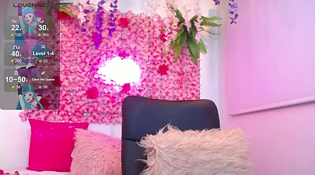 Snapshot of BLONDE_SEXYHOT chatting on March 5, 2:36 am BLONDE SEXYHOT online show from March 5, 2:36 am