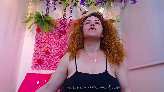 BLONDE SEXYHOT online show from December 16, 9:42 pm