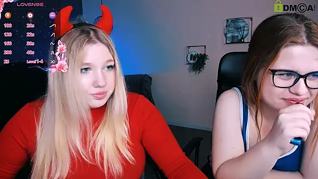 juli kisss online show from March 17, 1:57 am