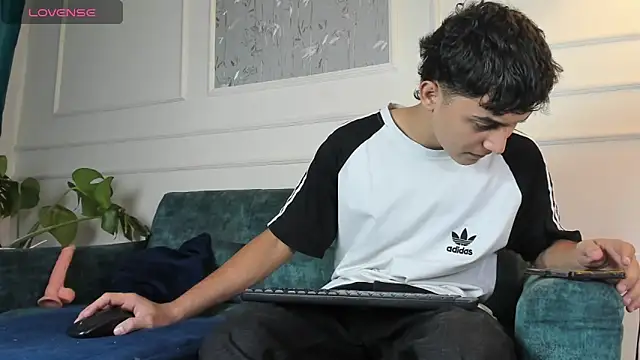 Snapshot of Austin_Cardieff chatting on March 20, 3:13 am Austin Cardieff online show from March 20, 3:13 am