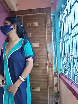 Snapshot of wild_bong_queen chatting on October 4, 9:40 am wild bong queen online show from October 4, 9:40 am