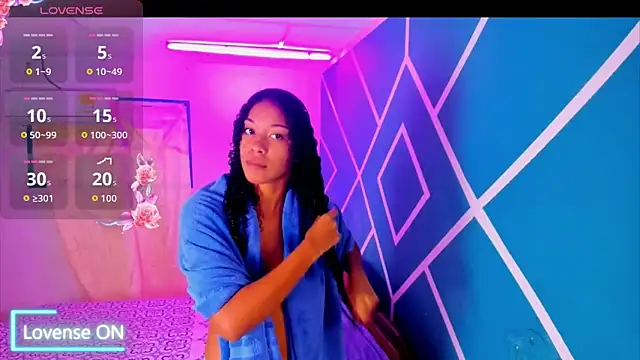 Snapshot of sasha_fox00 chatting on September 20, 4:13 am sasha fox00 online show from September 20, 4:13 am