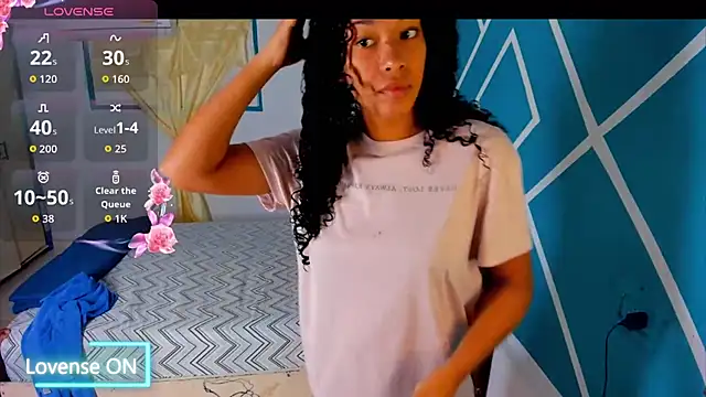 Snapshot of sasha_fox00 chatting on September 27, 4:28 am sasha fox00 online show from September 27, 4:28 am