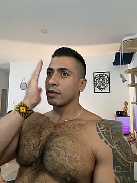 aaroncolombia online show from September 15, 9:26 pm