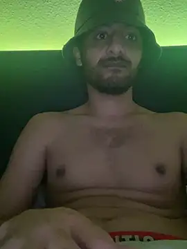 hard macoor12 online show from December 11, 6:14 am