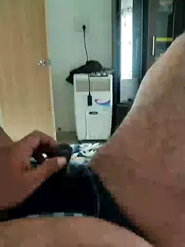 Snapshot of IndianCuckold545 chatting on January 16, 8:43 am IndianCuckold545 online show from January 16, 8:43 am