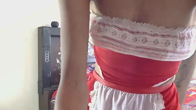 hazelperry online show from December 25, 10:06 am