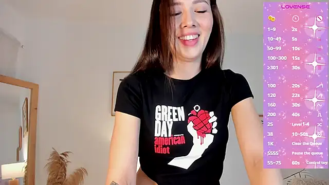 viooletaa online show from March 18, 2:48 pm