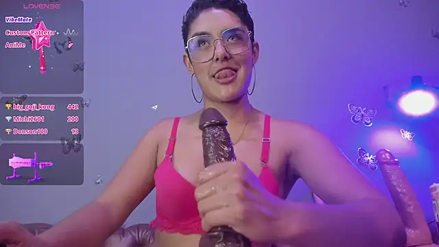 Kaira mosse online show from January 30, 6:10 pm