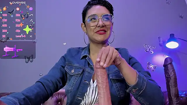 Kaira mosse online show from February 1, 11:54 am