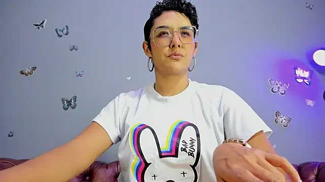 Kaira mosse online show from March 15, 11:29 am