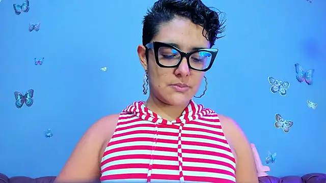 Kaira mosse online show from September 19, 1:56 pm