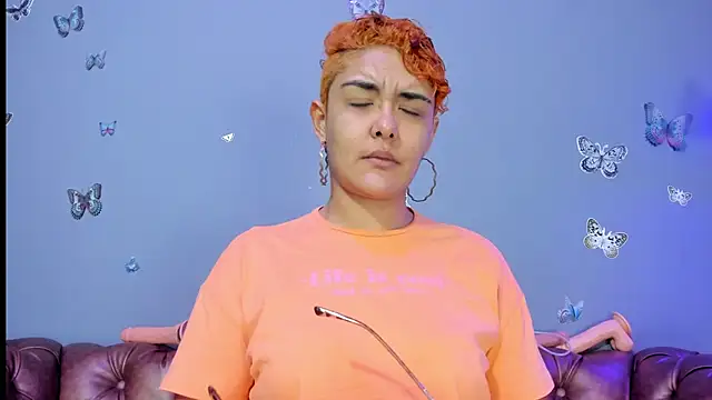 Kaira mosse online show from February 5, 11:59 am