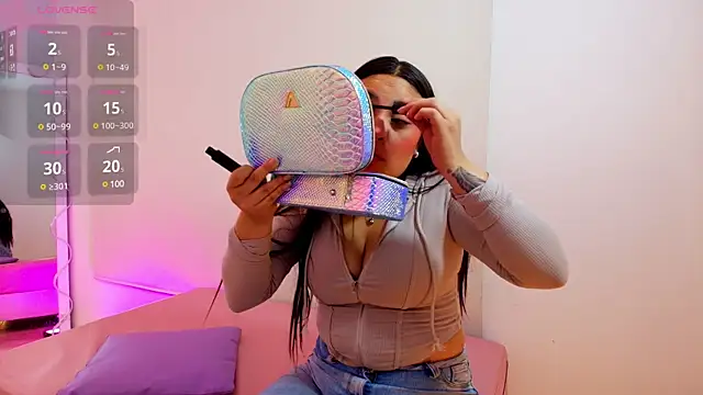 Brendda tay online show from February 28, 3:37 am