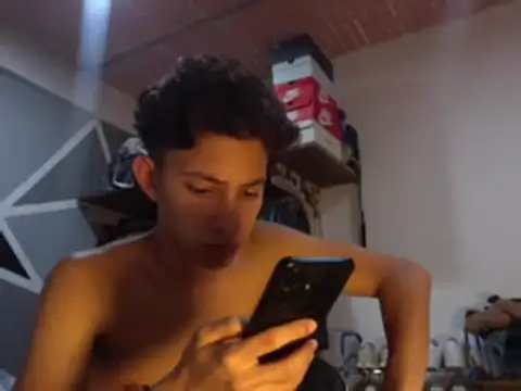 ferchitibellako online show from January 3, 4:44 am