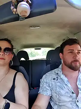 Snapshot of CoelhinhaGostosa chatting on December 24, 3:58 pm CoelhinhaGostosa online show from December 24, 3:58 pm