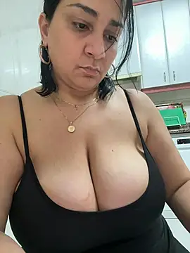 paulinaDiaz1 online show from March 14, 8:49 pm