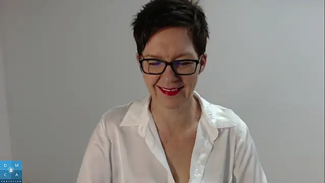 Snapshot of Sofie69Velvet chatting on December 16, 7:13 am Sofie69Velvet online show from December 16, 7:13 am