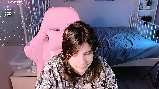 Ruyjin Choi online show from February 4, 10:54 am