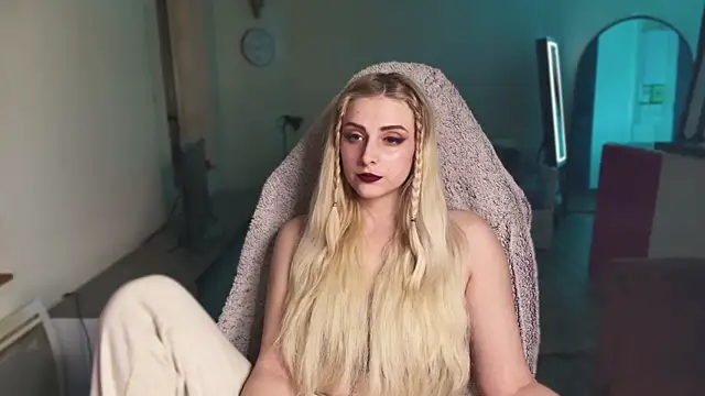 ce leste   online show from January 27, 8:07 pm