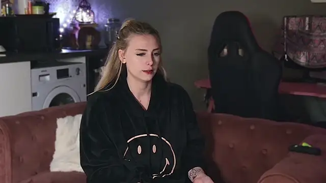 ce leste   online show from March 14, 8:17 pm