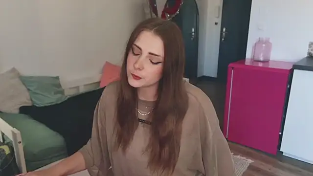 ce leste   online show from October 17, 1:35 pm