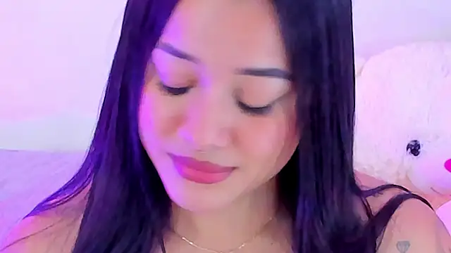 MaddyParisi online show from February 1, 8:08 am