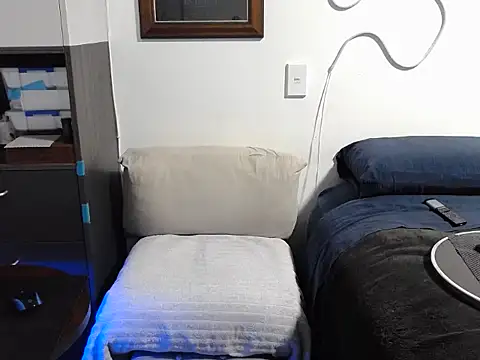 ChunkyMonkey007 online show from September 27, 10:42 am