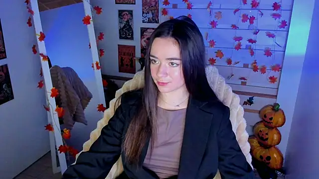 Snapshot of Bella_XO chatting on October 24, 6:54 am Bella XO online show from October 24, 6:54 am