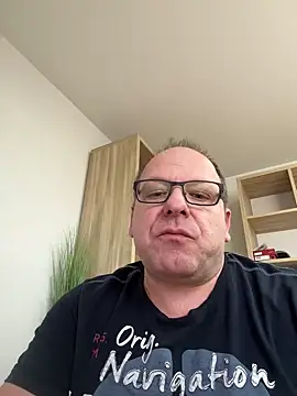 coupleLatinaLovers online show from December 18, 11:34 am