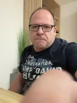 coupleLatinaLovers online show from December 19, 10:02 am