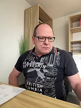 coupleLatinaLovers online show from February 20, 10:48 am