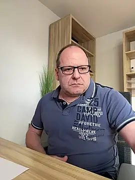 coupleLatinaLovers online show from March 13, 11:08 am