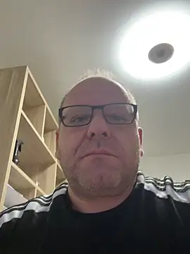 coupleLatinaLovers online show from October 2, 5:03 am