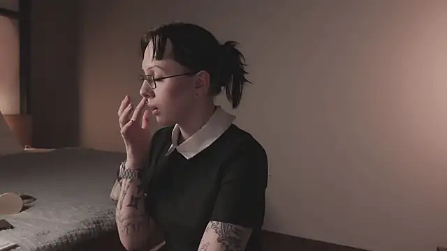 vinylstore online show from January 19, 8:19 pm