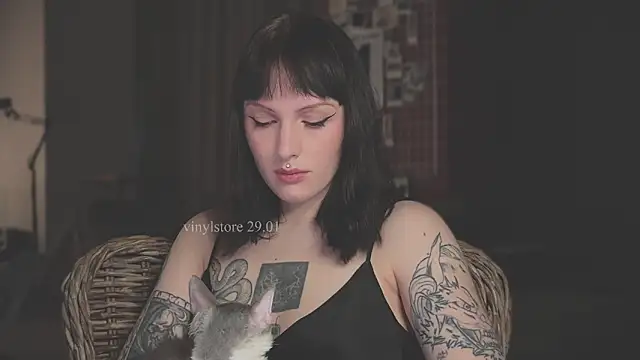 vinylstore online show from January 29, 11:51 am