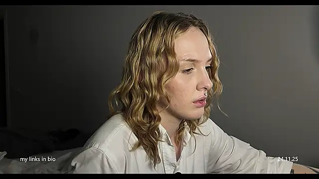 vinylstore online show from November 24, 6:29 pm