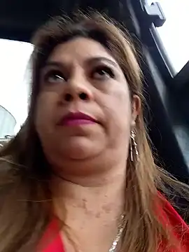 Laura-Hernandez online show from November 14, 3:22 pm