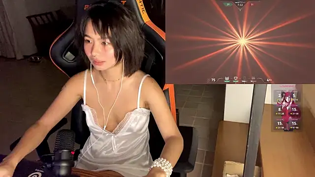 JayJaylov online show from February 3, 2:55 pm